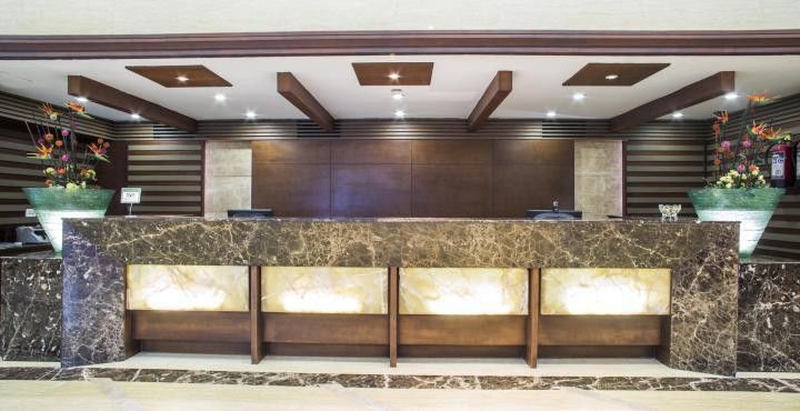 Hotel Royal Cliff Kanpur Esterno foto